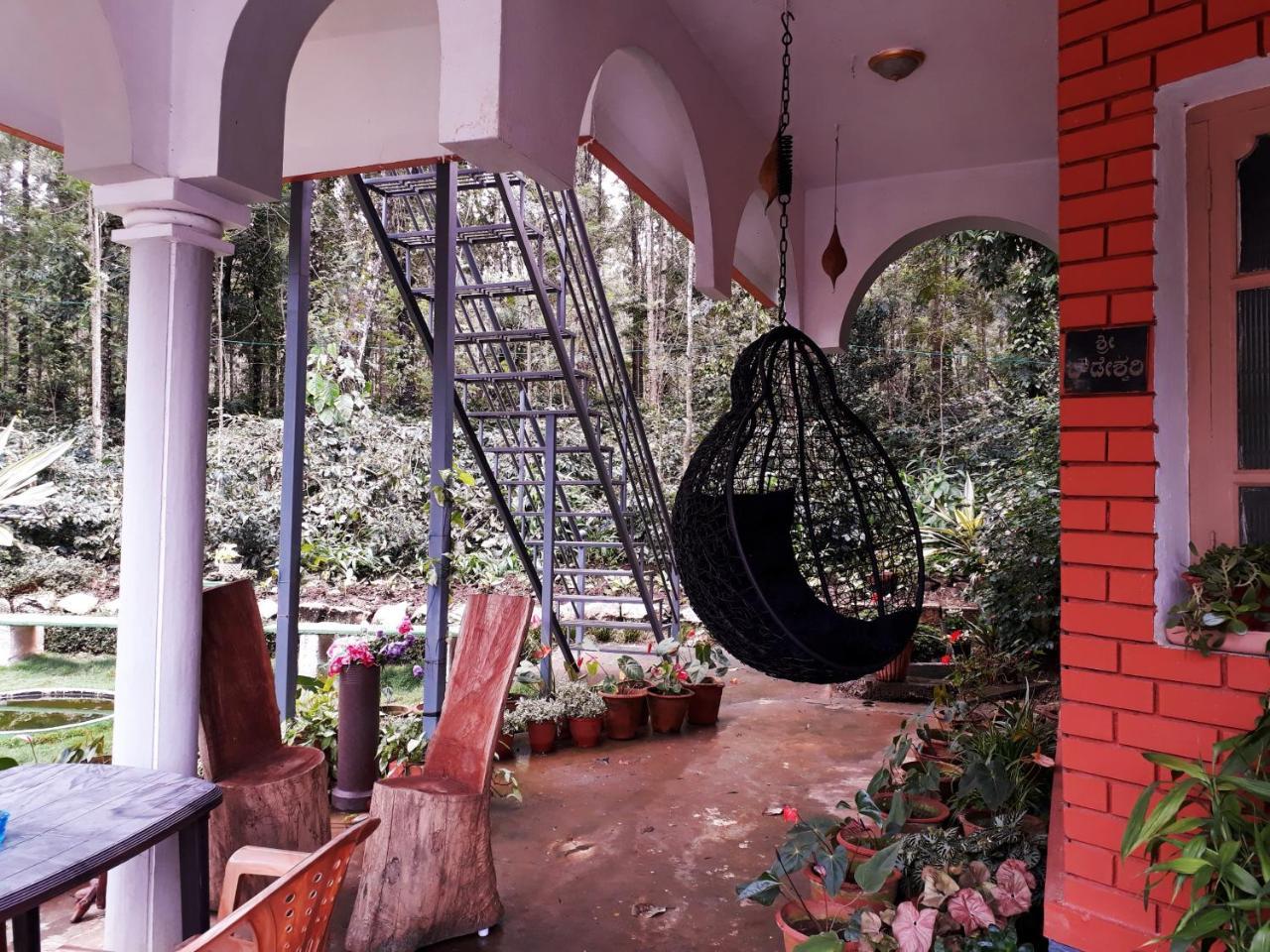 Bluebell Homestay Chikmagalūr Exterior foto