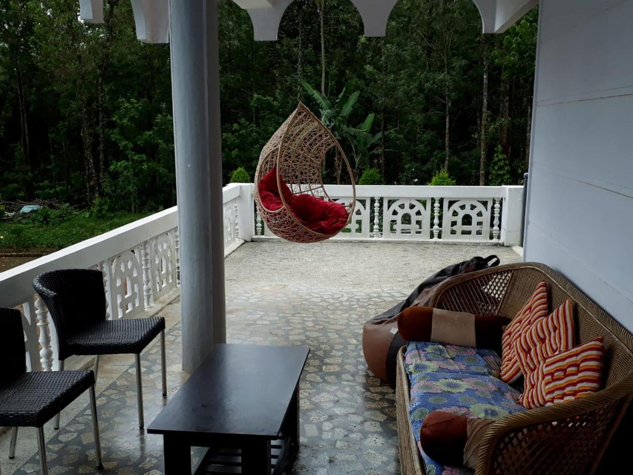 Bluebell Homestay Chikmagalūr Exterior foto